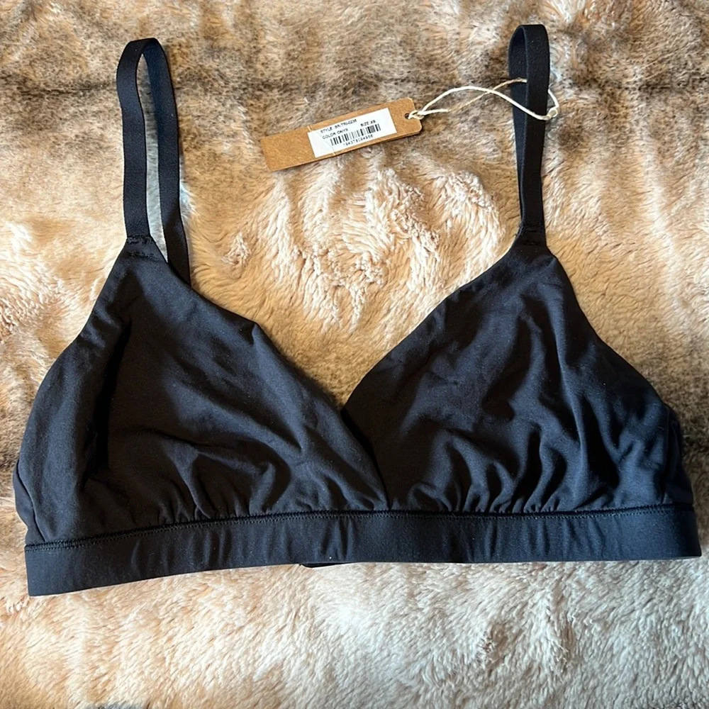 Skims fits everybody‎ triangle bralette - Picture 2 of 5